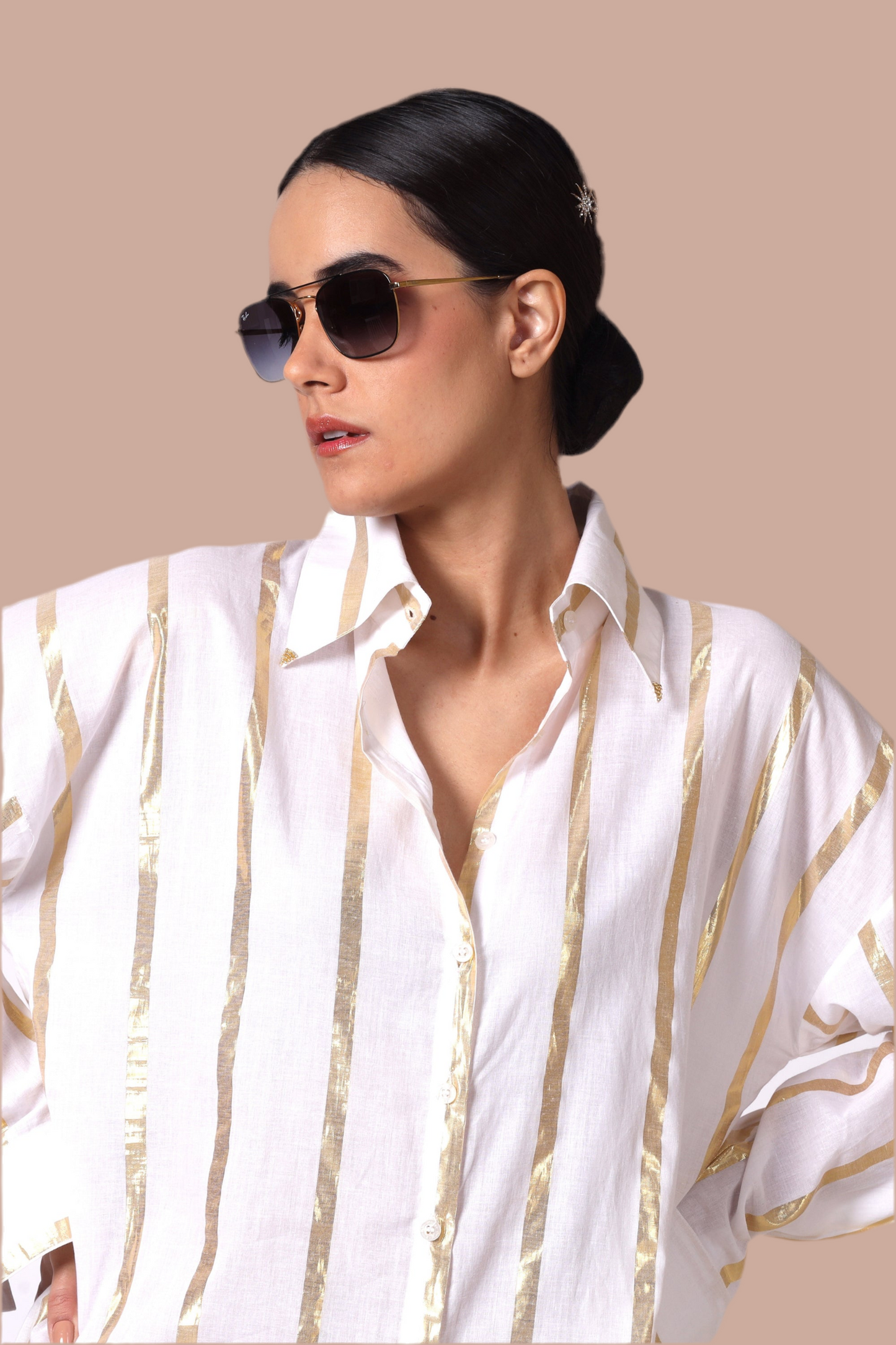 60's collar Mul-Mul shirt in white and gold pinstripe's