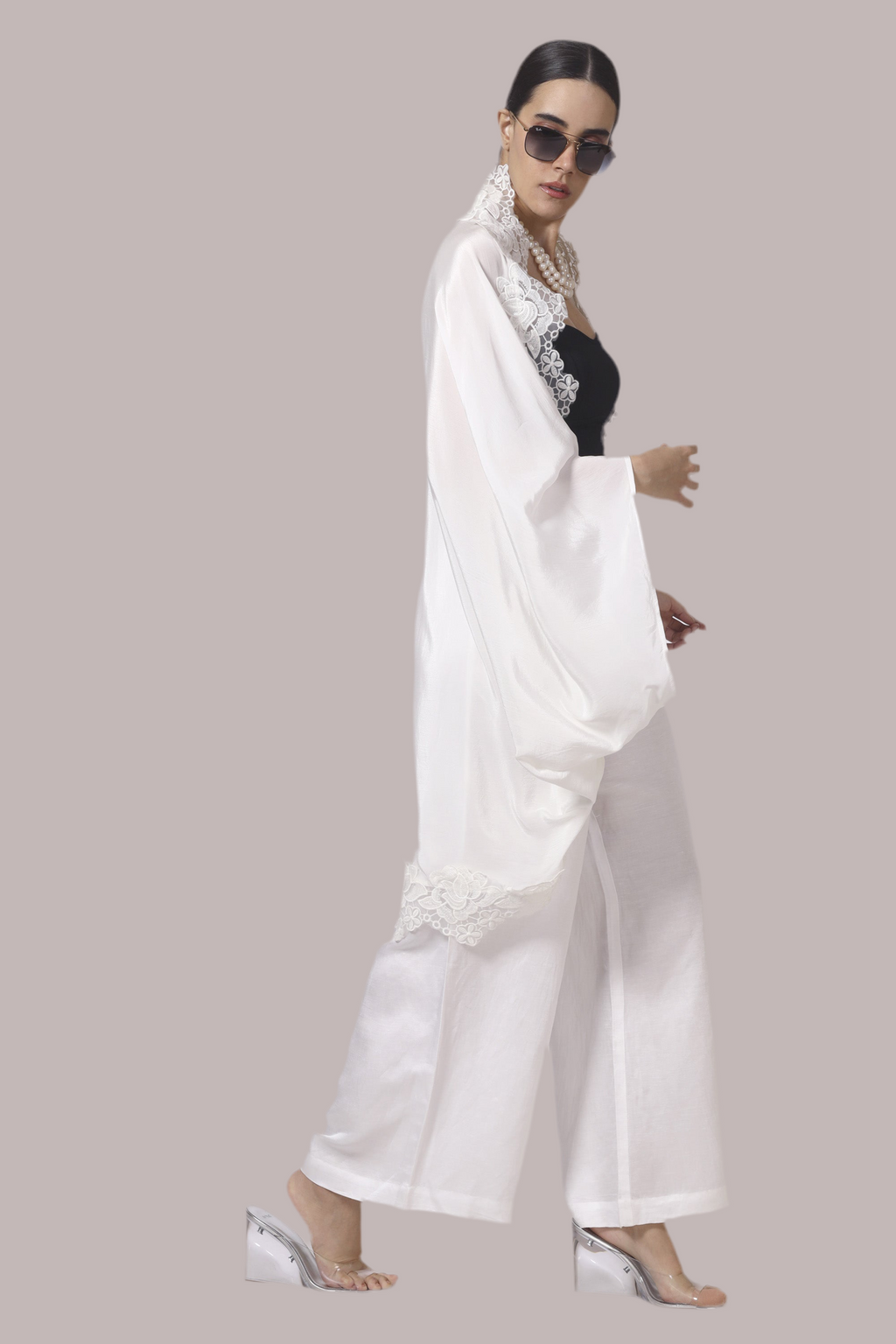 White wrap in  bamboo crepe finished with Rose Lace