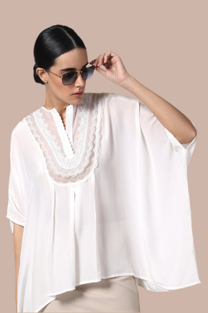 White Top in bamboo crepe with lace yoke