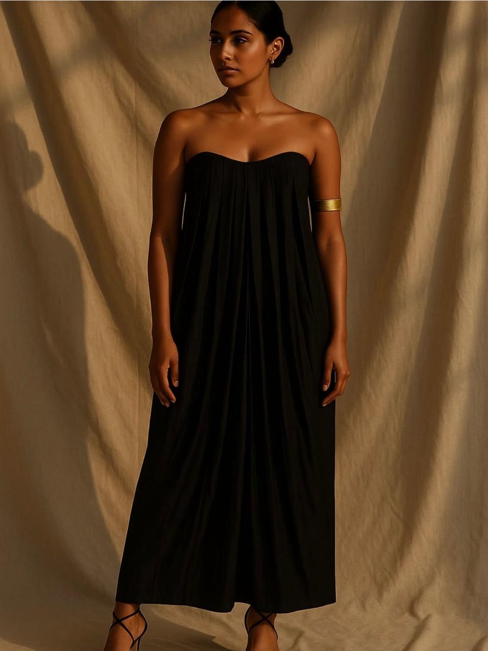 Nature silk Black pleated dress